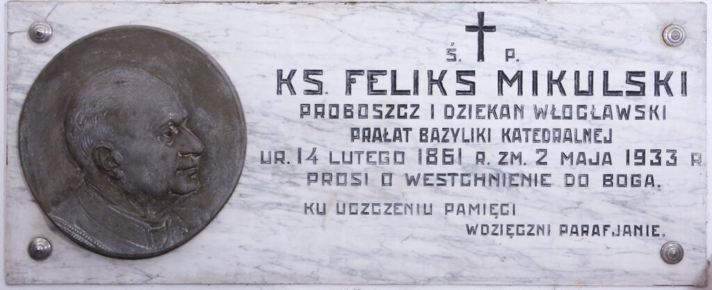 Tablica pamiątkowa, ks. Feliks Mikulski