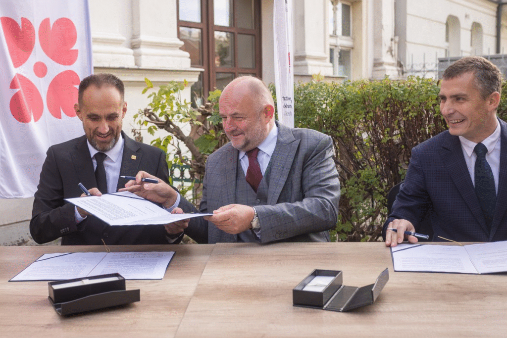 Podpisanie listu intencyjnego w sprawie mariny w Zarzeczewie.