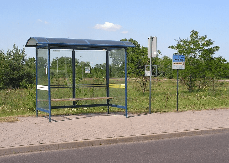 Przystanek autobusowy przy ul. Kawka we Włocławku.