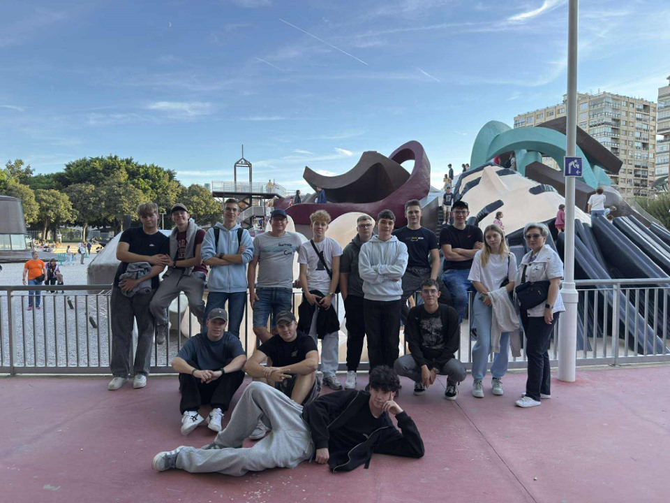 Praktyki zawodowe Zespołu Szkół Samochodowych w Walencji