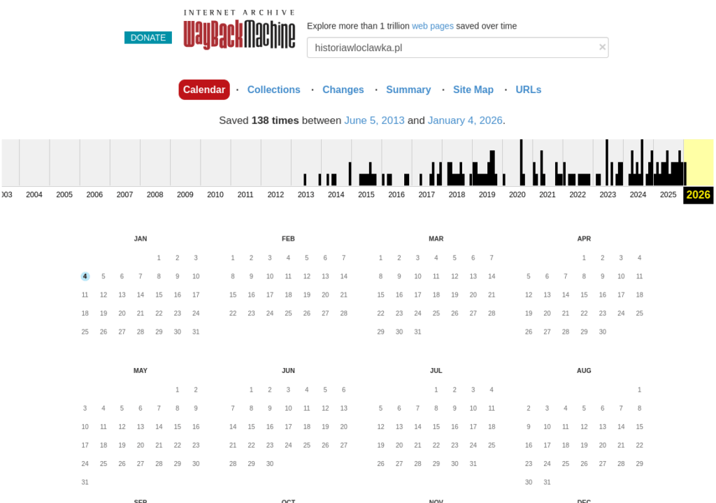 Zrzut ekranu z Wayback Machine, lista dostępnych zapisów strony historiawloclawka.pl od 5 czerwca 2013 r. do 4 stycznia 2026 r.