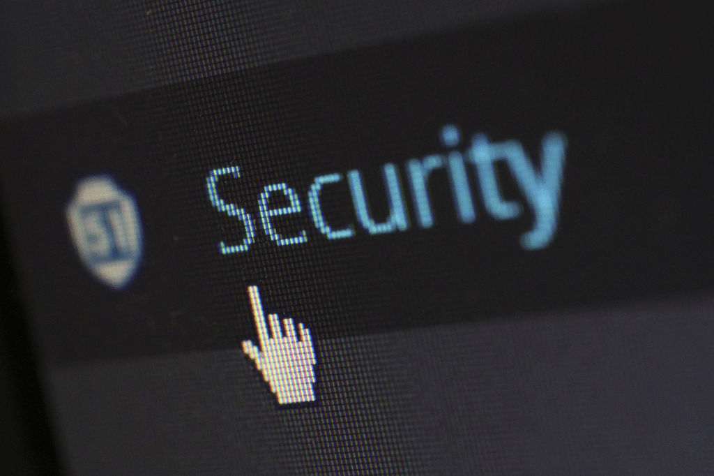 Zdjęcie wyróżniające, napis "Security"